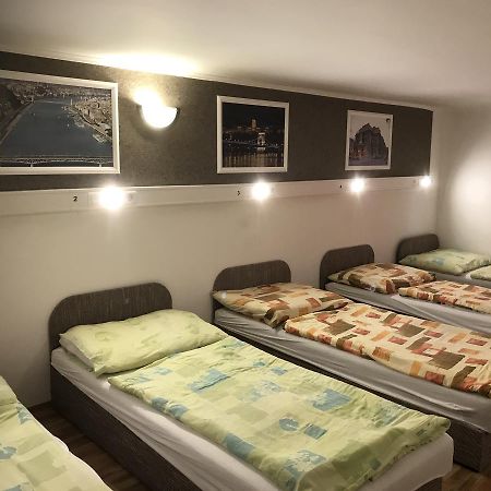 Opera Hostel Budapest Ngoại thất bức ảnh