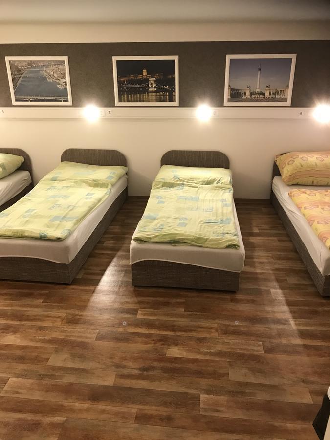 Opera Hostel Budapest Ngoại thất bức ảnh