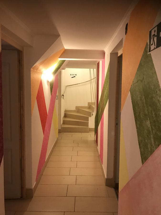 Opera Hostel Budapest Ngoại thất bức ảnh