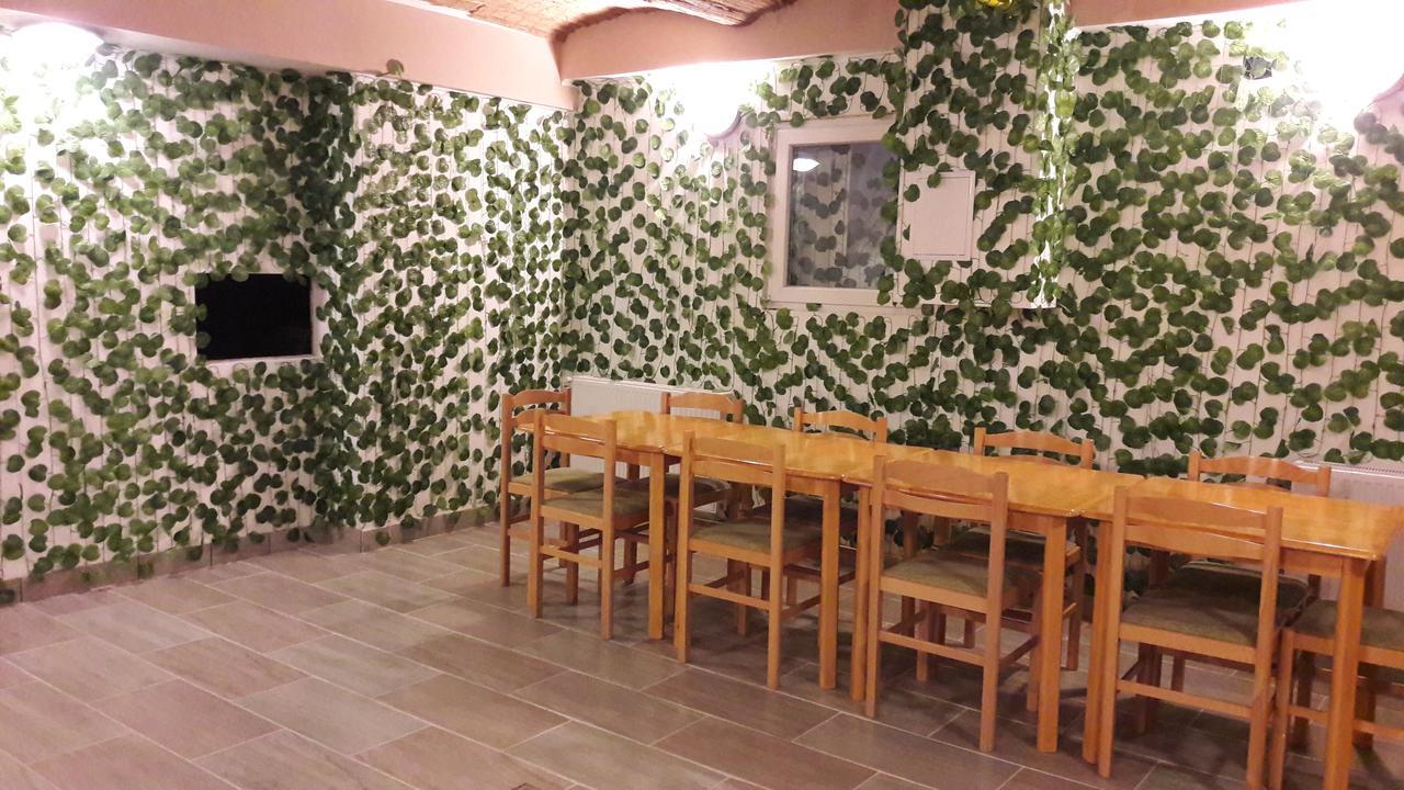 Opera Hostel Budapest Ngoại thất bức ảnh
