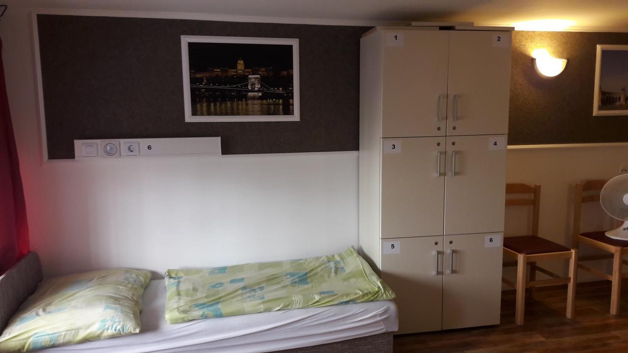 Opera Hostel Budapest Ngoại thất bức ảnh